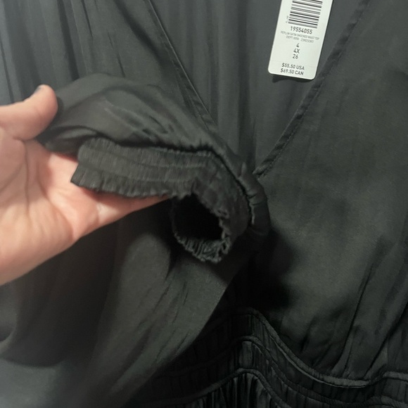 Torrid Black empire waist Smocked Blouson sleeves long Sleeve Blouse 4 - Picture 5 of 6